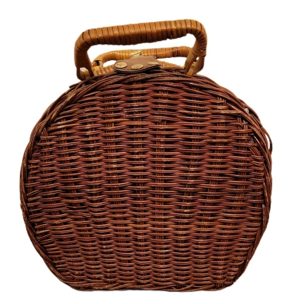 Wicker Picnic Basket Blue Plaid Cloth Inside Gold Colored Closure Hardware Bag